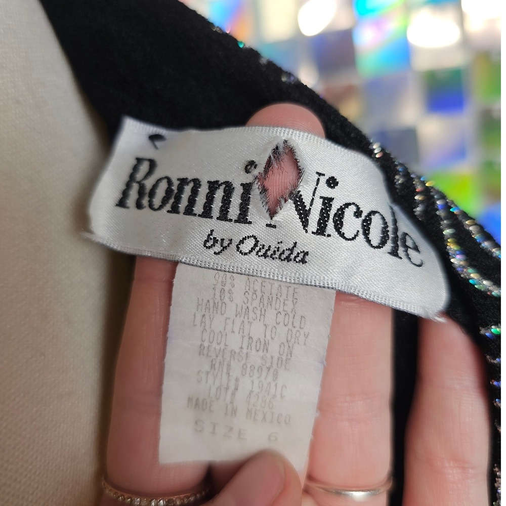 Ronni Nicole Vintage‎ Black Silver Wave Sparkle Knit Cropped Cardigan Jacket - Picture 10 of 11